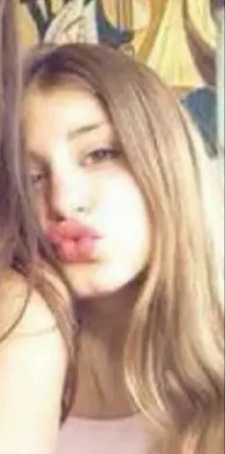 Kalli Kriara onlyfans leake