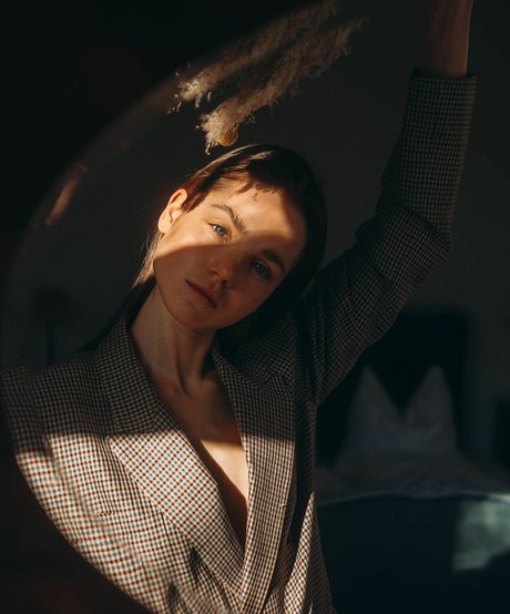 Pauline Schuller onlyfans leaked tits