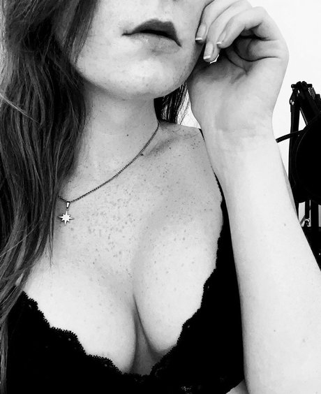 Elena Rose Burri onlyfans leak naked