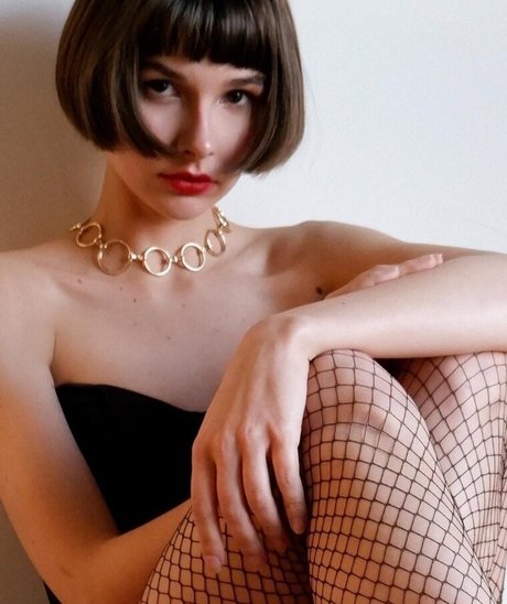 VikyVik1717 naked onlyfans leak