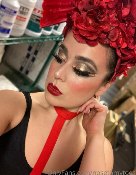 nosetomytoes onlyfans pic