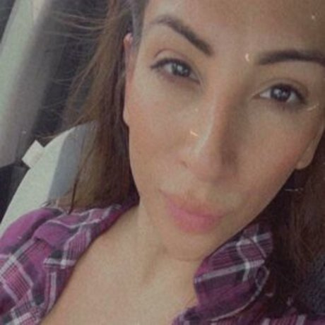 Carlyna Moore onlyfans boobs