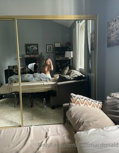 BrittMacDonald onlyfans leak xxx