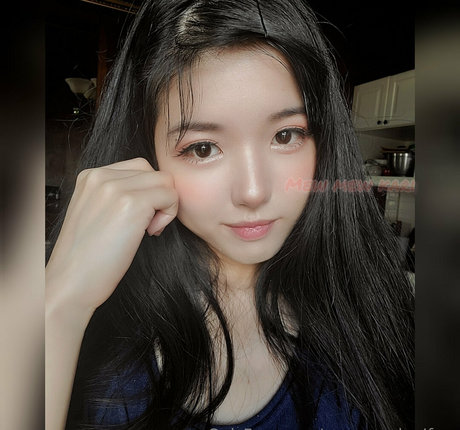 MewMewKari nude onlyfans porn