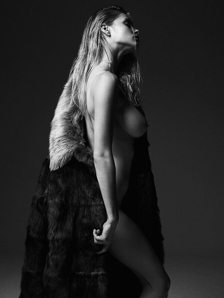 Elle Brittain only fans leaked porn