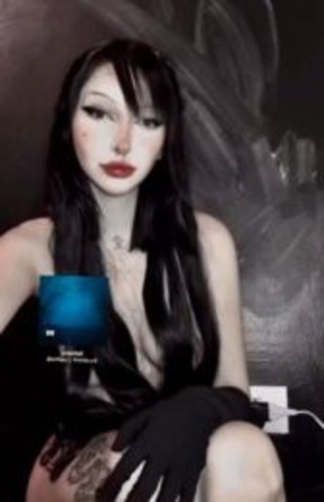 suckmydragon onlyfans naked leaked