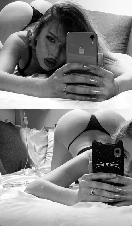 annavinsot nude onlyfans porn