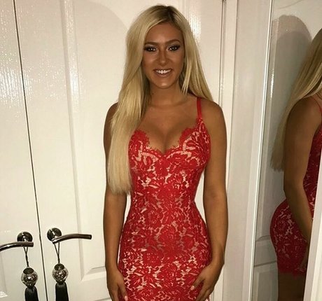 Hannah Sharpe nude on onlyfans