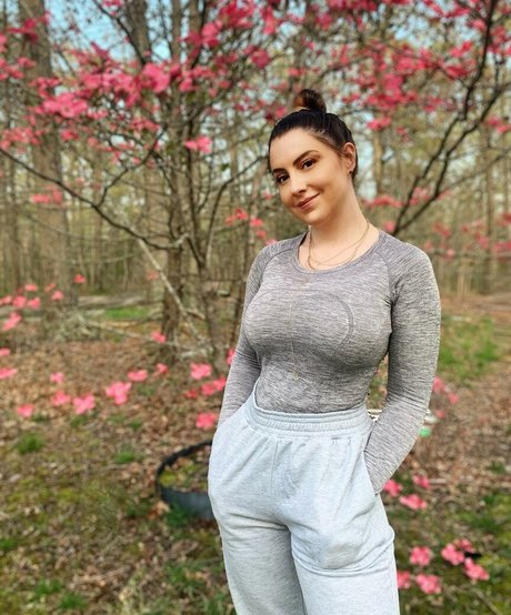 Katy Beaver onlyfans naked leak