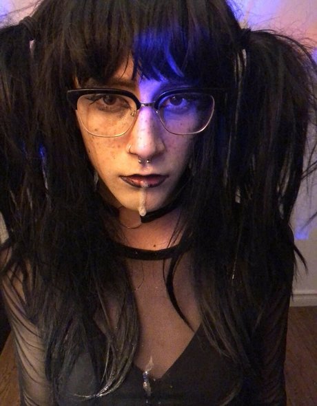 tinytraplexi onlyfans pics