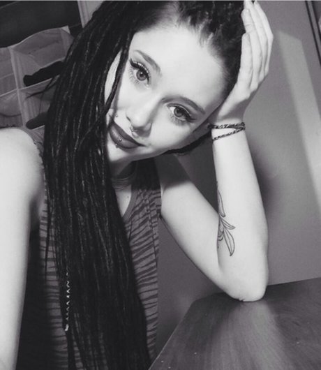 eleperuffo_ nude porn onlyfans