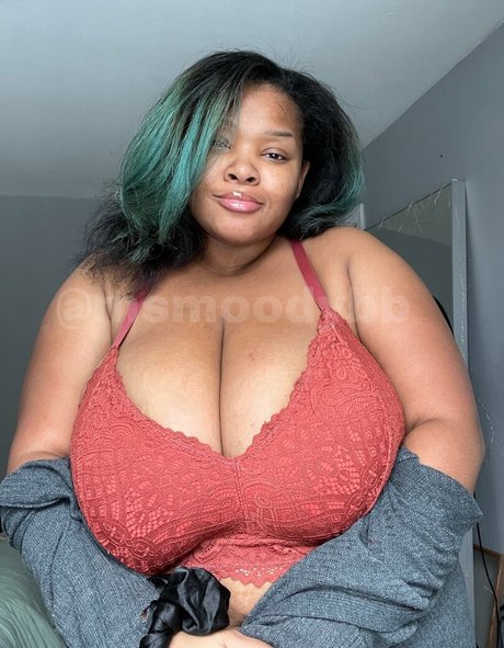 MsMoodyBB only fans photos