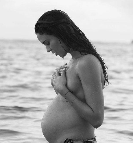 Odette Annable onlyfans leak naked