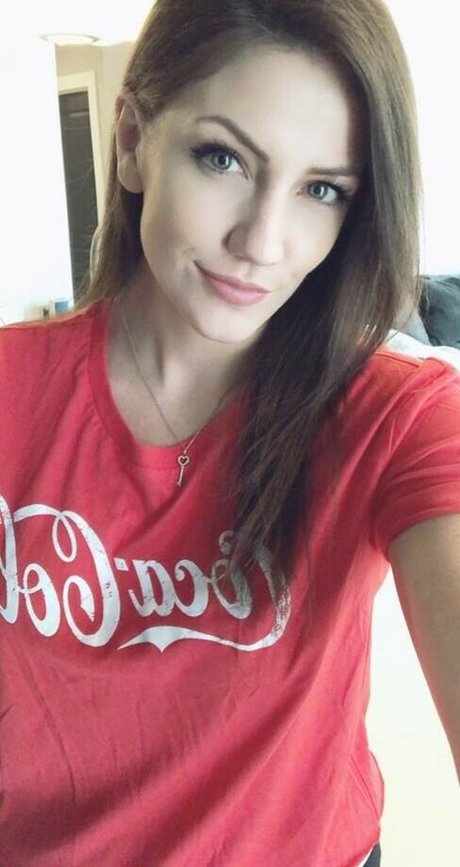 KayPea onlyfans naked leaks