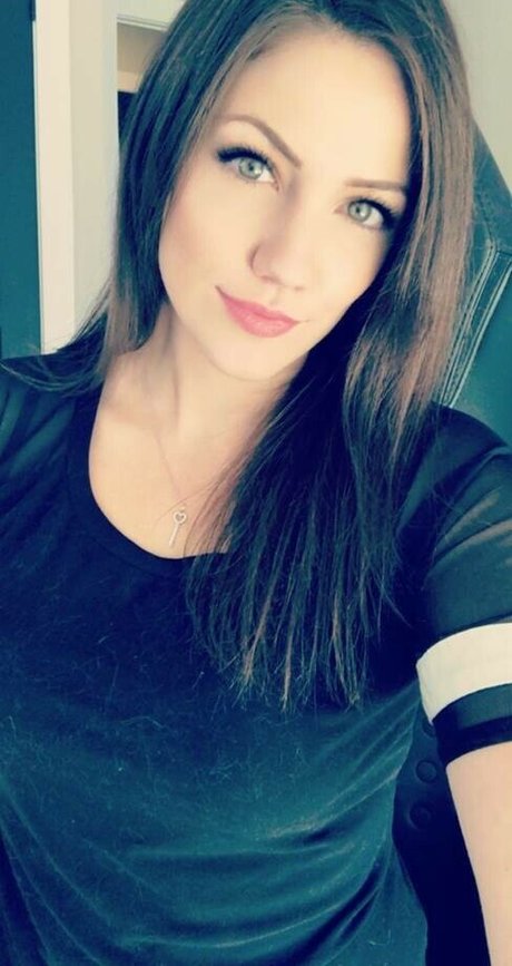 KayPea onlyfans leak new