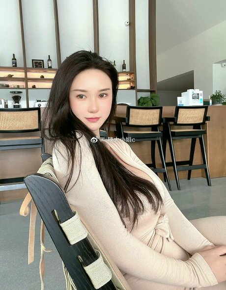 Chendaxiaojie99 on onlyfans
