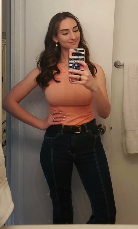 Abigail Shapiro onlyfans pics nude