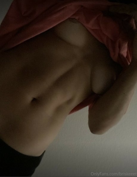 briskeeet onlyfans nude leaked
