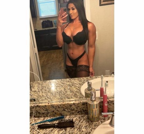 Heidi Lopez onlyfans boobs