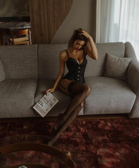 alexandra Domnita onlyfans creator