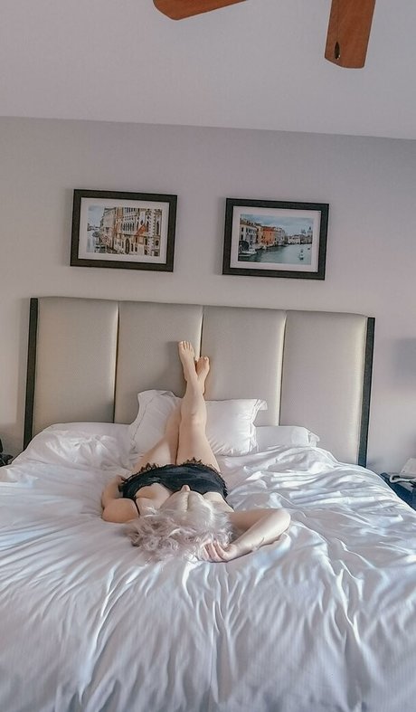 RoslynTaber boobs onlyfans