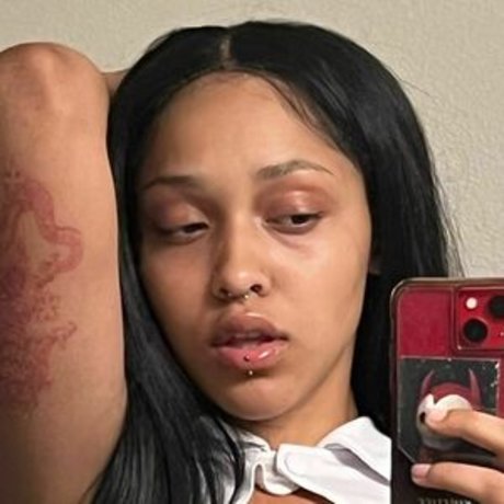 Cupidsaura777 naked onlyfans leak