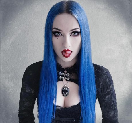 BlueAstrid boobs onlyfans