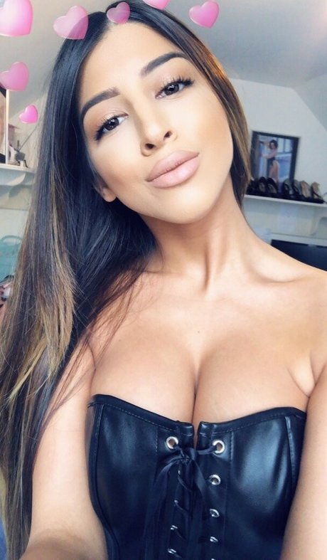 ShannonSinghof onlyfans leak ass