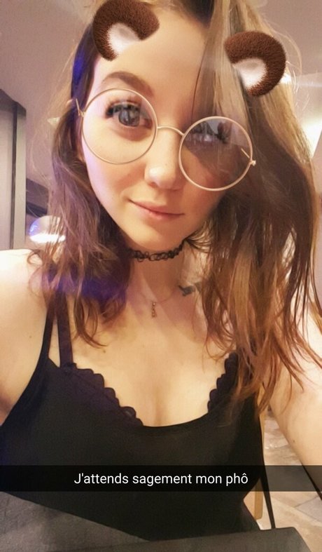 Aayley naked onlyfans pics