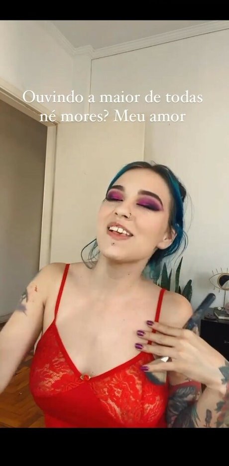 Agatha Barros onlyfans model photo