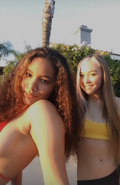 ASMR Lia onlyfans nude tits