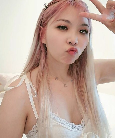 Yvonneflinetv onlyfans fotos