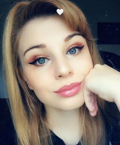 Elsalmorton only fans naked