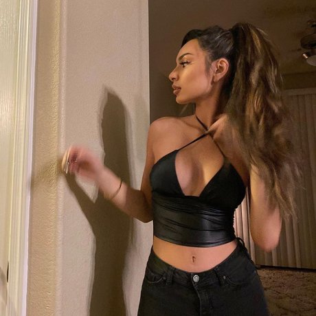 Kyla Malena Profile pic