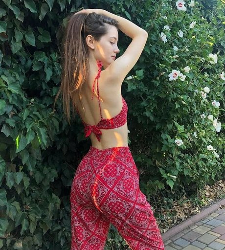 Anna Loisa onlyfans nsfw