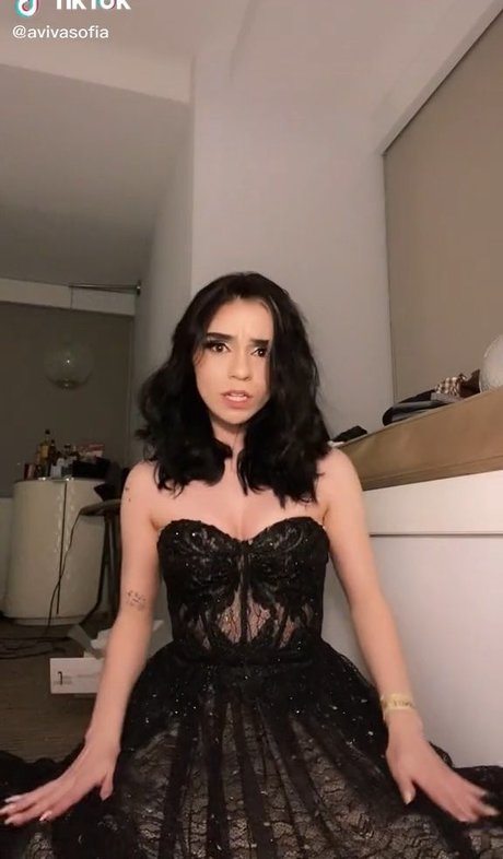 Aviva Sofia nude only fans