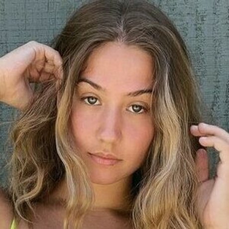 Kaiyana Moon onlyfans content type