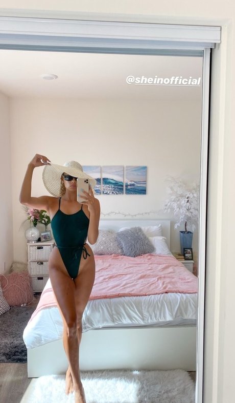 Alysse Joyner porn onlyfans leak