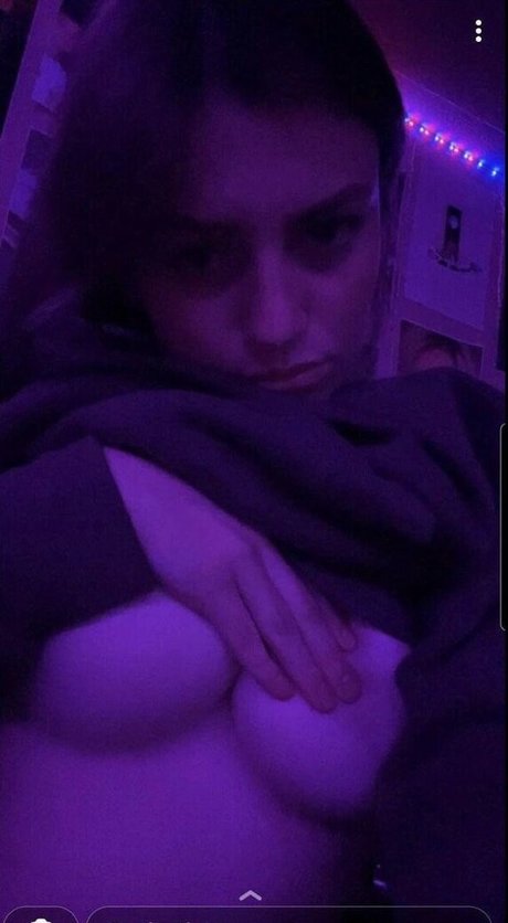 Itsadelecash onlyfans pic