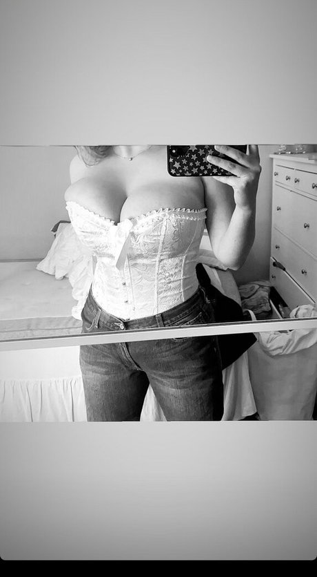 Amelia Tidd joi onlyfans