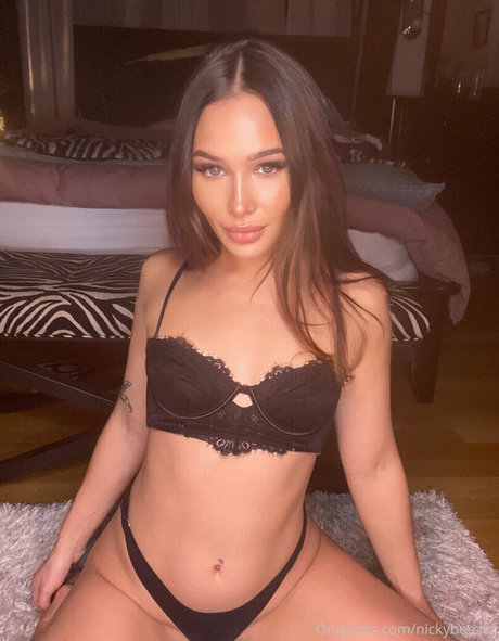 nickybeezer onlyfans leak xxx