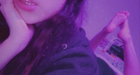 Littlebangel naked onlyfans leaked