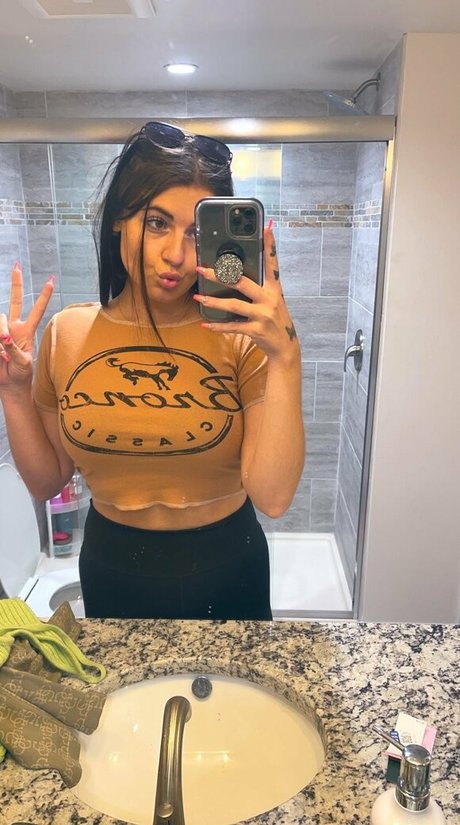 Sugarrlips onlyfans pic