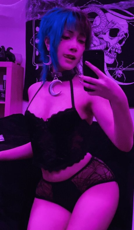 _devil d0ll only fans pics