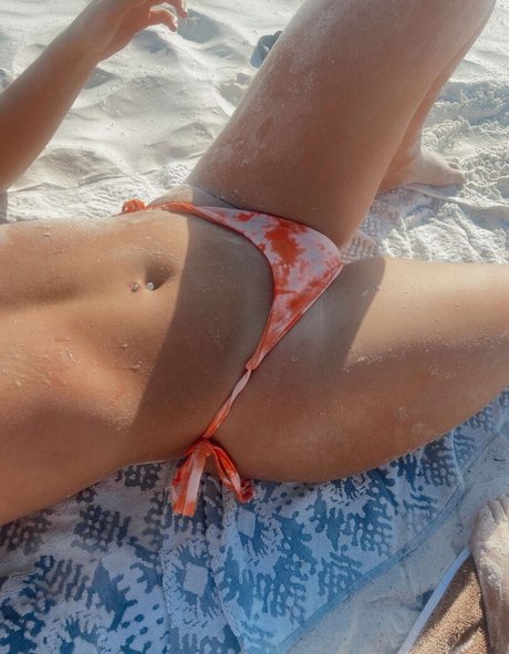 helleylife nude only fans