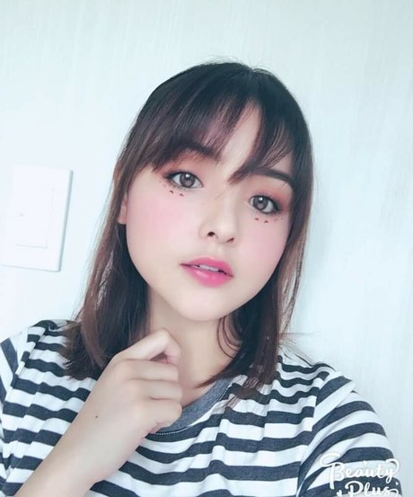 Sarah Carlos nudes leaked onlyfans