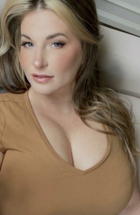 Shley Brdges nude porn onlyfans