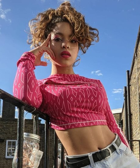 Moya Lothian McLean onlyfans leaked sex