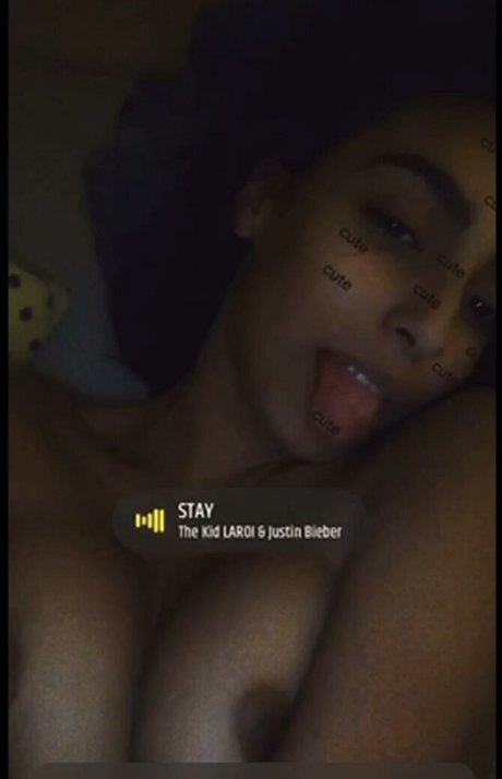 laydinaxx naked onlyfans leak