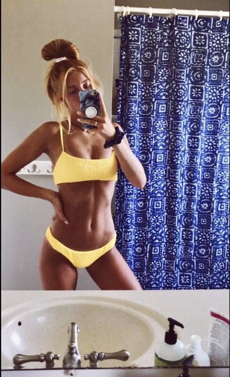 Elsa Putzier onlyfans images